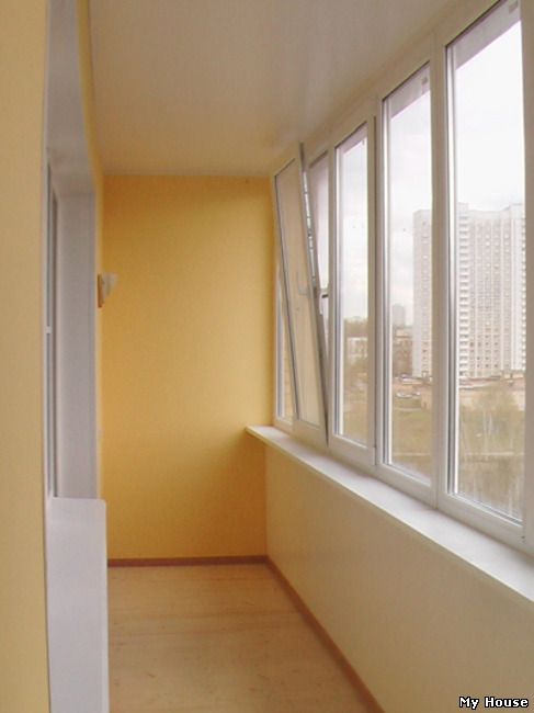 Окна балконы лоджии (вынос, обшивка, утепление) в Киеве