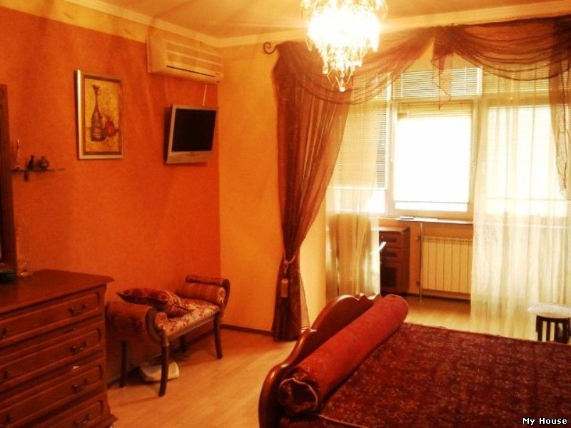 Почему бы Вам не Р-а-с-ш-и-р-и-т-ь-с-я?