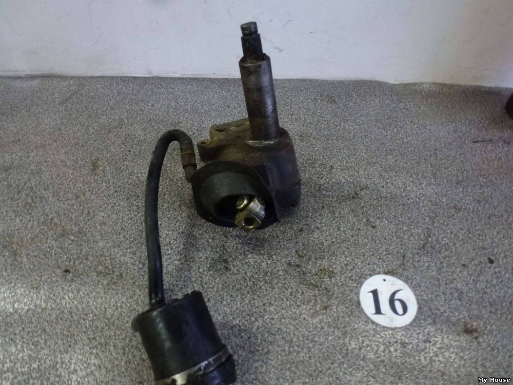 Рулевой редуктор Mercedes MB100