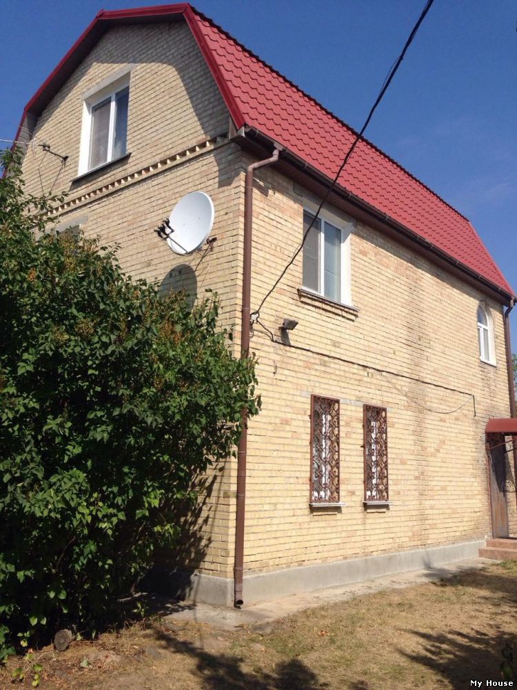 «Деревенская тишина в двадцати минутах от города  на автомобиле».