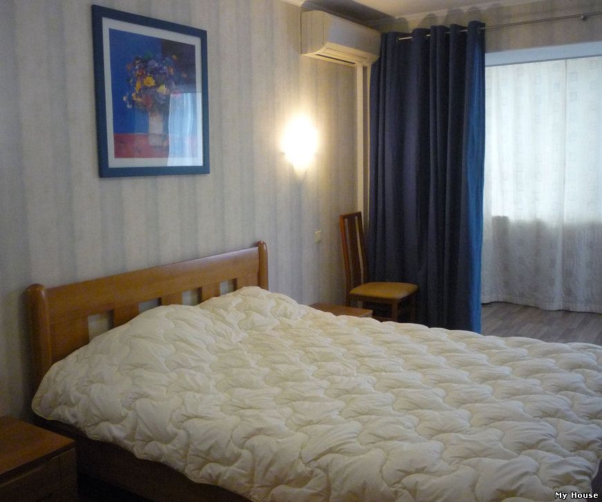 Продам 3-х комн. квартиру по ул. Флоренции