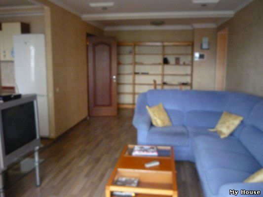 Продам 3-х комн. квартиру ул. Флоренции