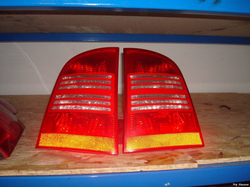 Задний фонарь Skoda Octavia
