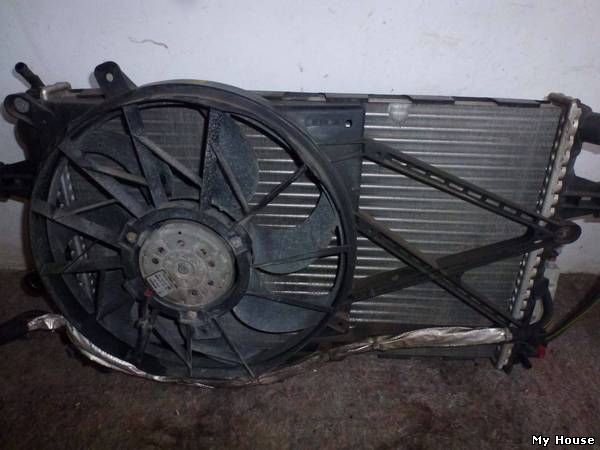 Радиатор Opel Astra G