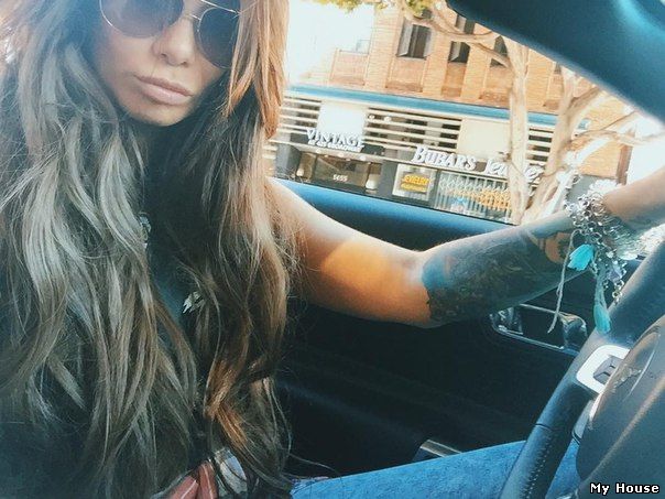 Приглашаем  девченок к нам в интим-агенство,оплата ежедневная,жилье предоставляем.