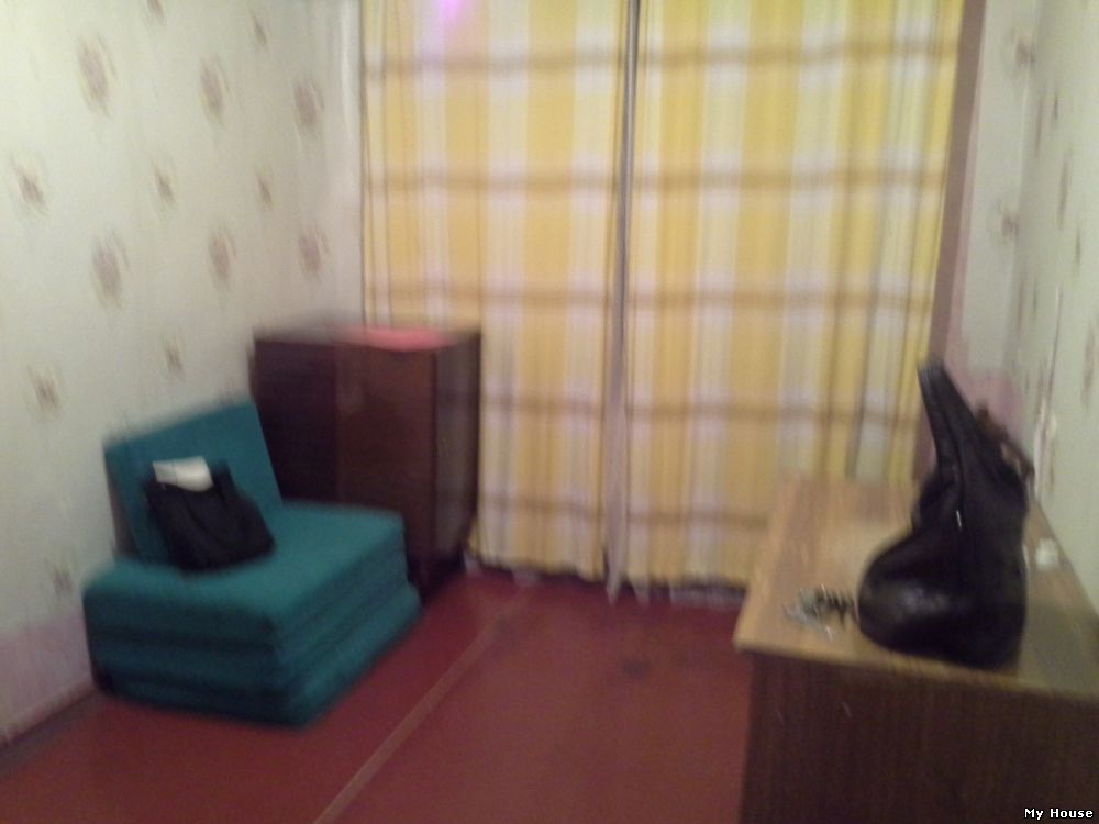 Раздельная 2-х комнатная в Беличах, свободна, первичные документы. Киев