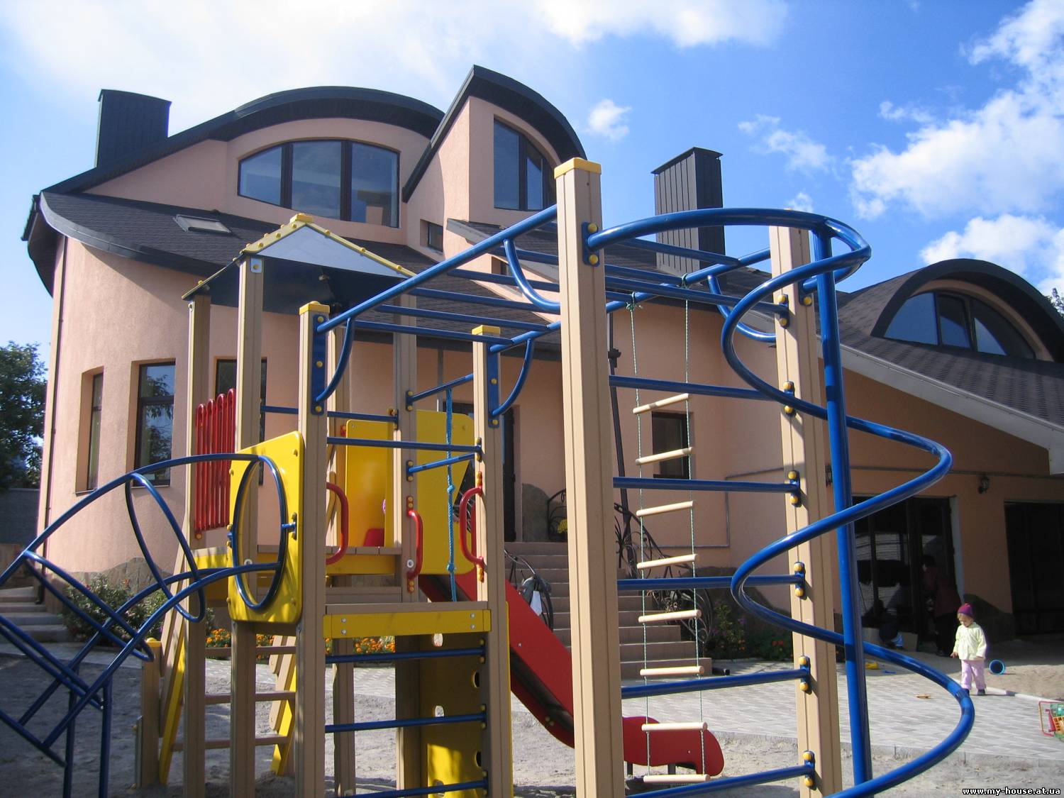 Срочно требуются СПЕЦИАЛИСТЫ