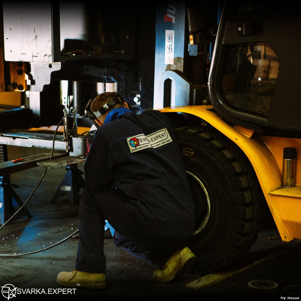 Ремонт спецтехники Киев.