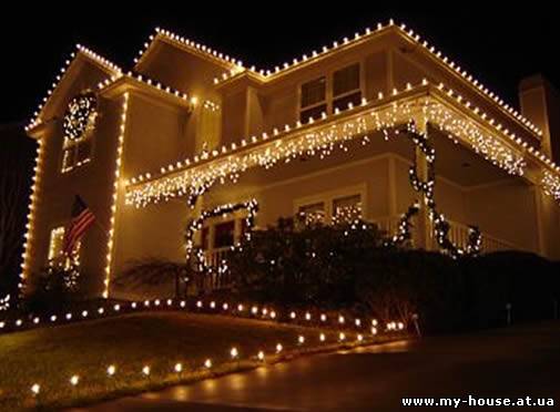Новогоднее украшение фасада